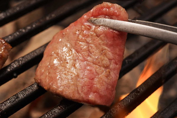 正（焼肉と肉の直売）