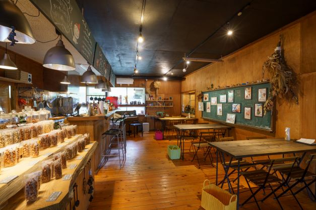 焼きアーモンドカフェ DABERIBA